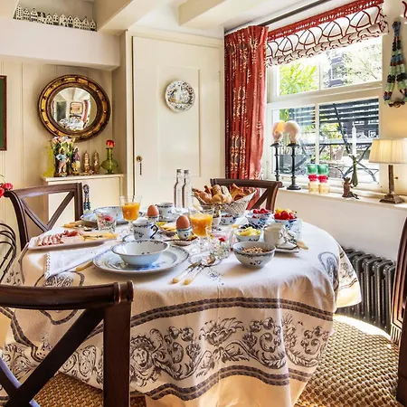 Canalhouse54 Bed & Breakfast