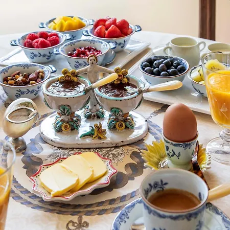 Canalhouse54 Bed & Breakfast 4*
